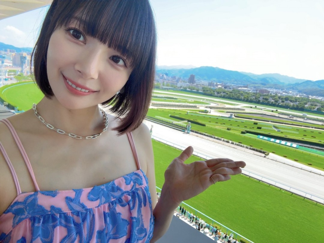 日本美女模特岡田紗佳福利圖 年輕的職業(yè)麻將雀士