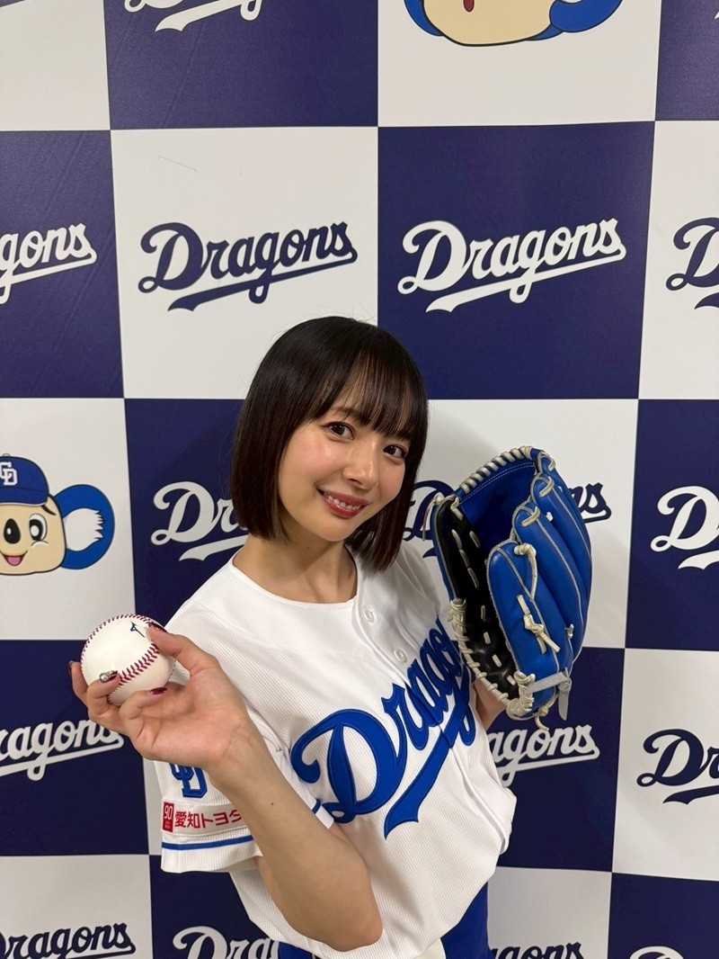 日本美女模特岡田紗佳福利圖 年輕的職業(yè)麻將雀士