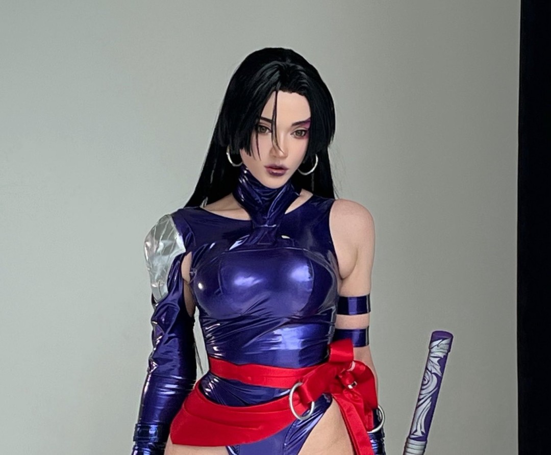 《漫威爭(zhēng)鋒》靈蝶超美COS 完美曲線讓人一覽無(wú)遺