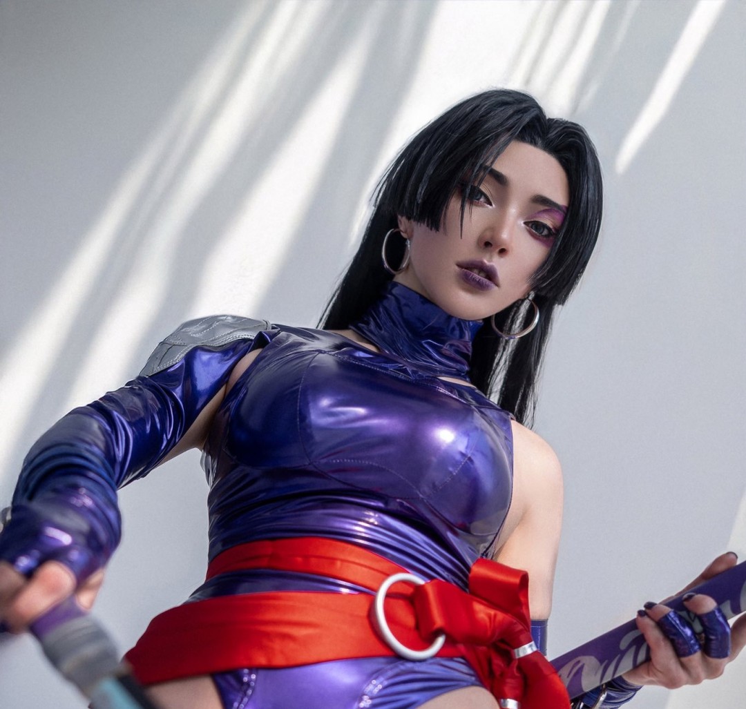 《漫威爭(zhēng)鋒》靈蝶超美COS 完美曲線讓人一覽無(wú)遺