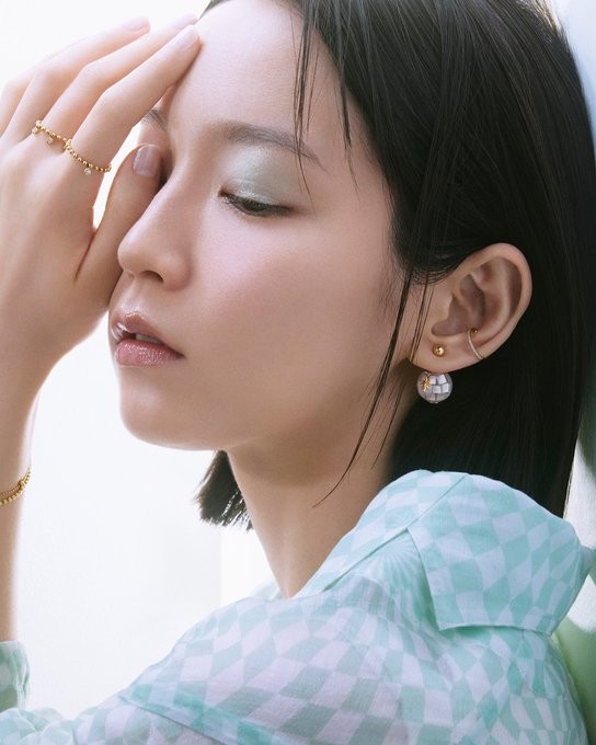 日本演員吉岡里帆福利圖欣賞 純欲并存的女神！
