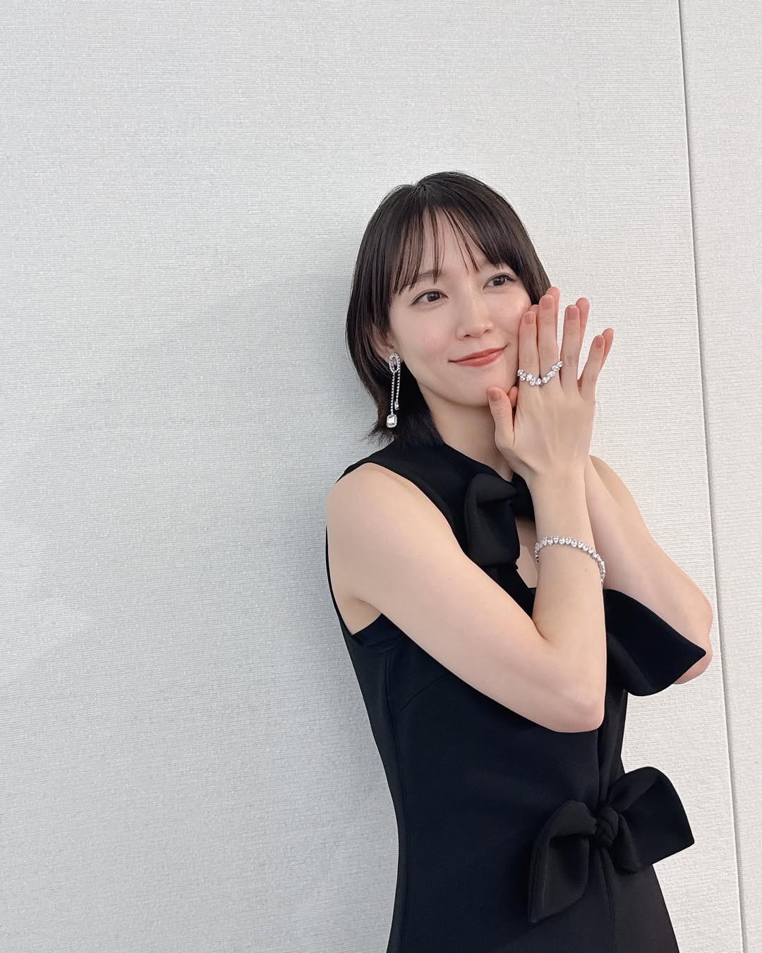 日本演員吉岡里帆福利圖欣賞 純欲并存的女神！