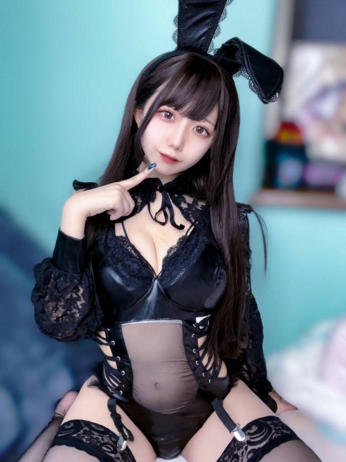 日本“兔女郎日”美照欣赏 黑丝网袜性感诱惑