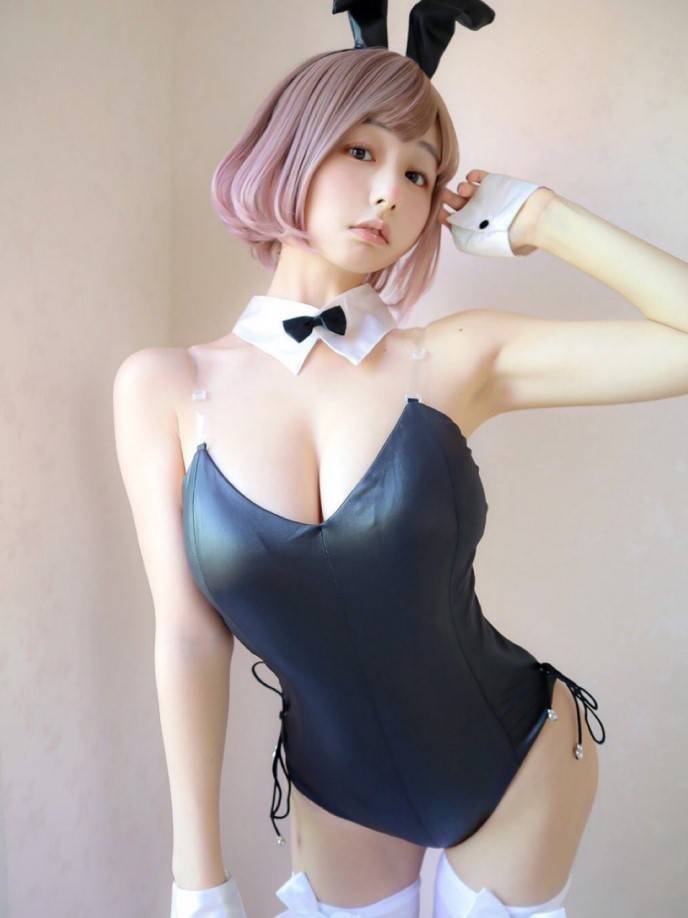 日本“兔女郎日”美照欣赏 黑丝网袜性感诱惑