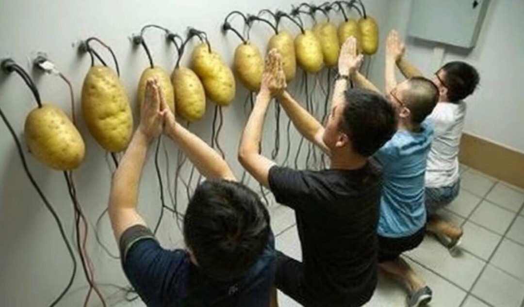 帣ͼƷϵ ŮеɧŸУ