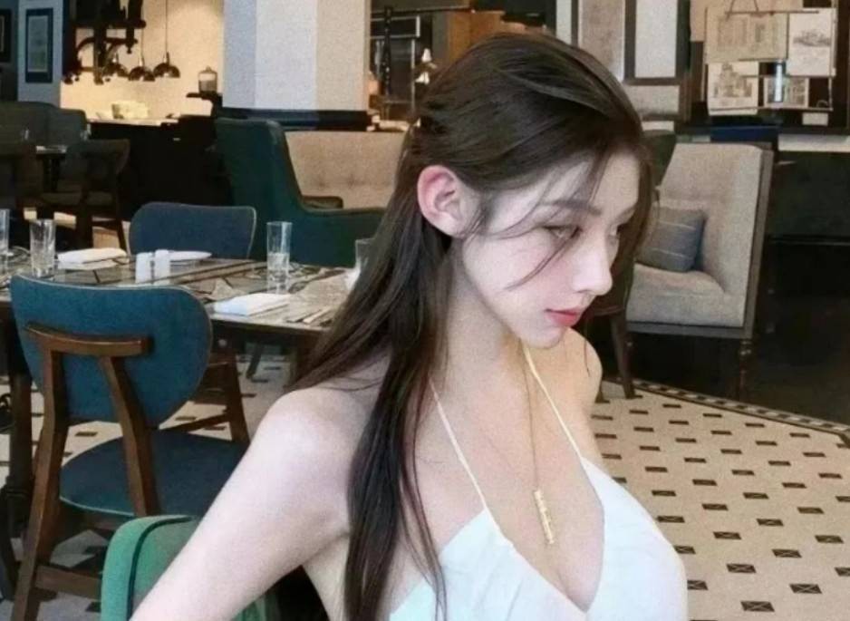 һںͼƷϵ һСŮģط