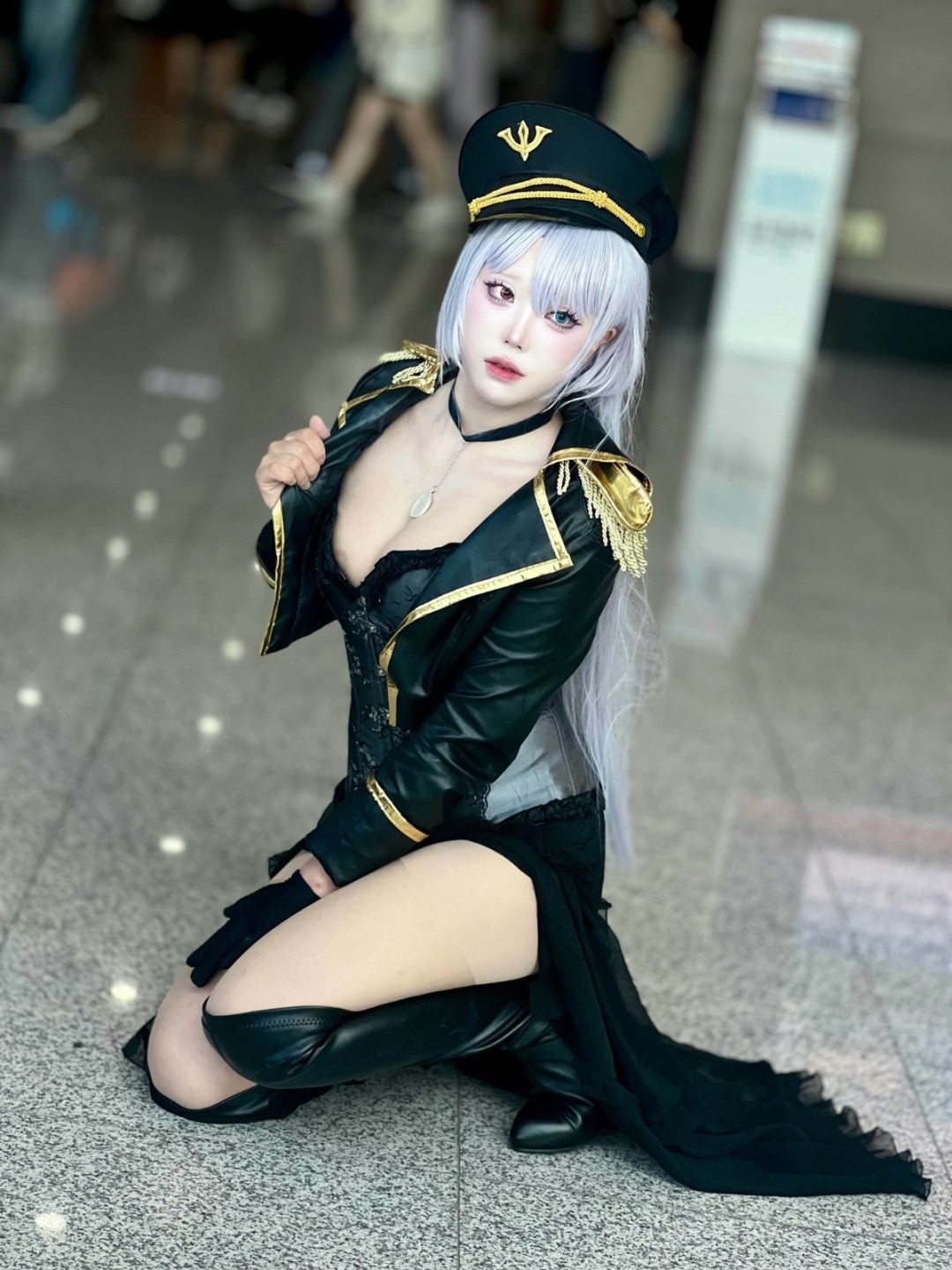 韩国美女Cos《胜利女神》克雷伊 俏皮可爱身材好