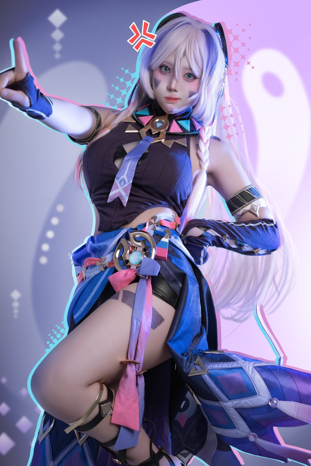 韩国美女Cos《胜利女神》克雷伊 俏皮可爱身材好