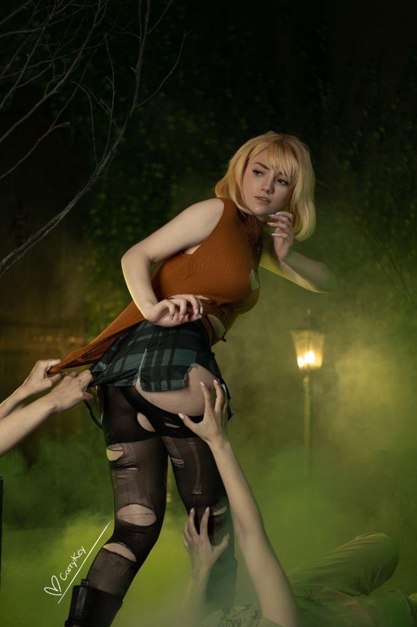 国外美女Cos《生化4》阿什莉 奋力挣脱丧尸魔爪-芯动传媒 - 秀人网-微密-weme-觅圈-Cosplay-模特写真