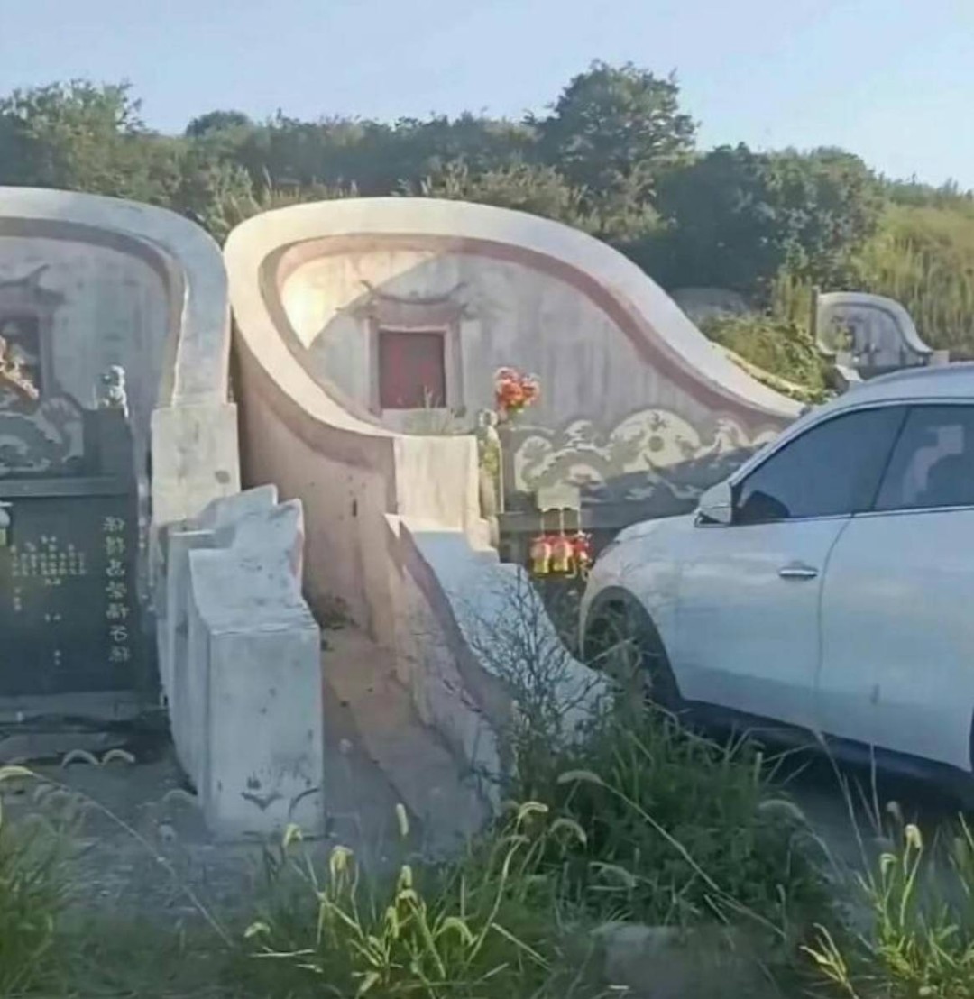 周一内涵囧图云飞系列 美女古风美没想到穿上黑丝