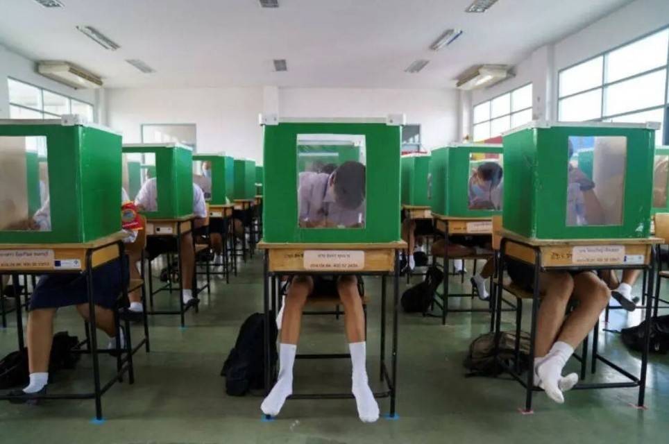 һںͼƷϵ Ůŷû뵽Ϻ˿