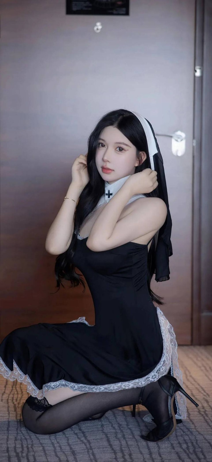 һںͼƷϵ Ůŷû뵽Ϻ˿