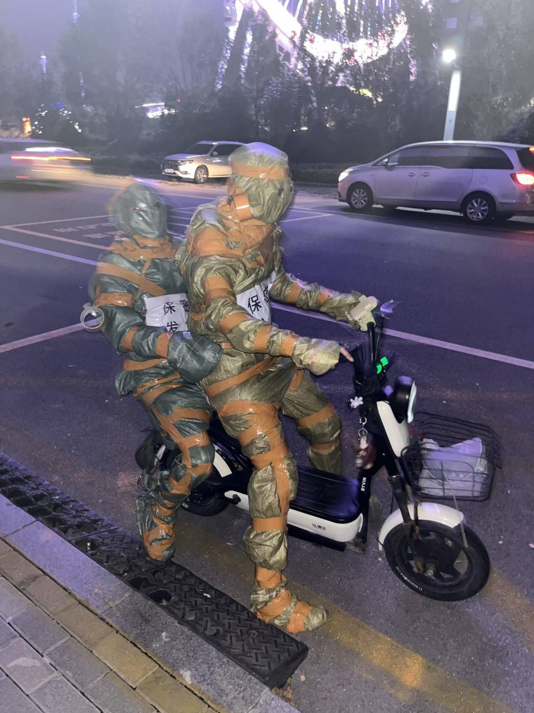 周五福利囧图云飞系列 快来跟美女一起做健美操！