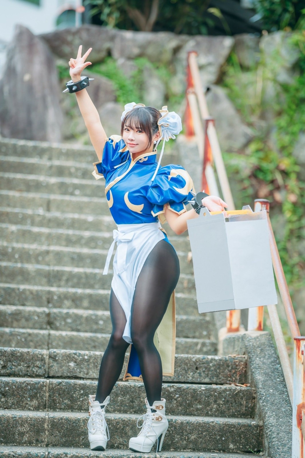 日本Cos春丽的小姐姐新福利图 性感好身材展示