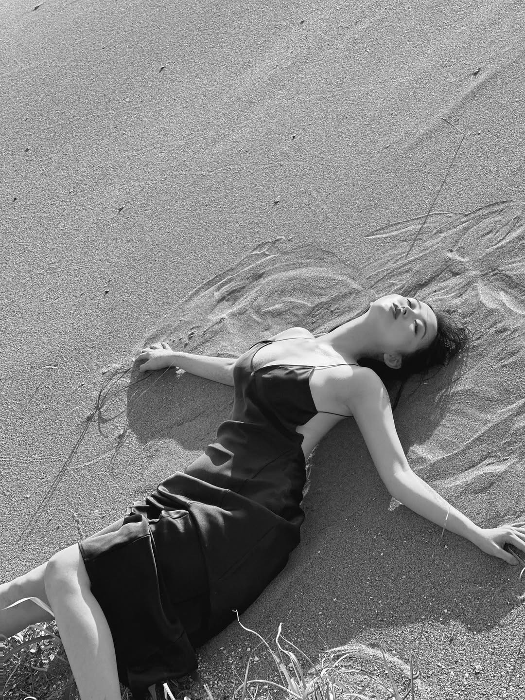 日本美女书法家おしの沙罗福利图 气质和身材俱佳