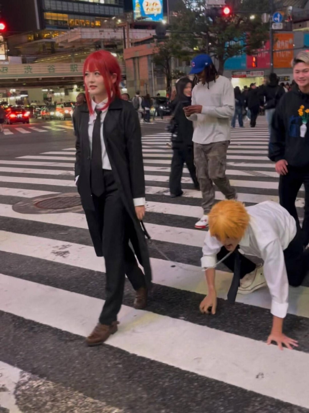 周五福利囧图云飞系列 体育老师也过不了美人关！