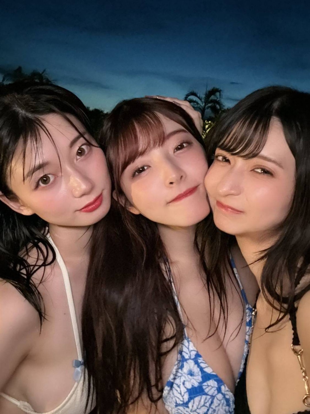 һںͼƷϵ ִŮ赸ץ