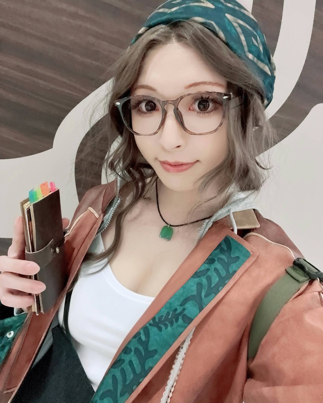 大雷美女Cos《黑神话》萍萍 身材不错很吸睛