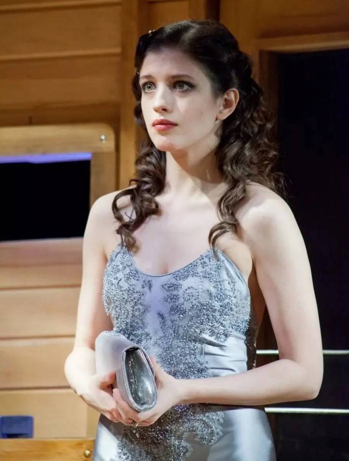 轻松一刻第1586期 妹妹新学的舞蹈跳给大家看