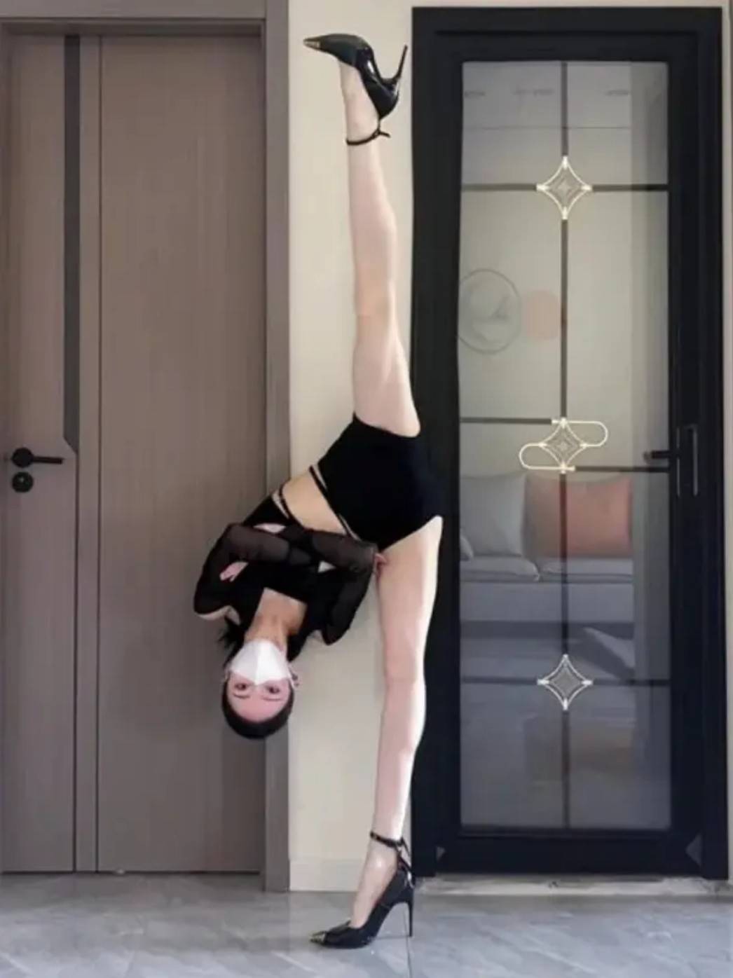 周一内涵囧图云飞系列 让你上强度没让你上尺度！