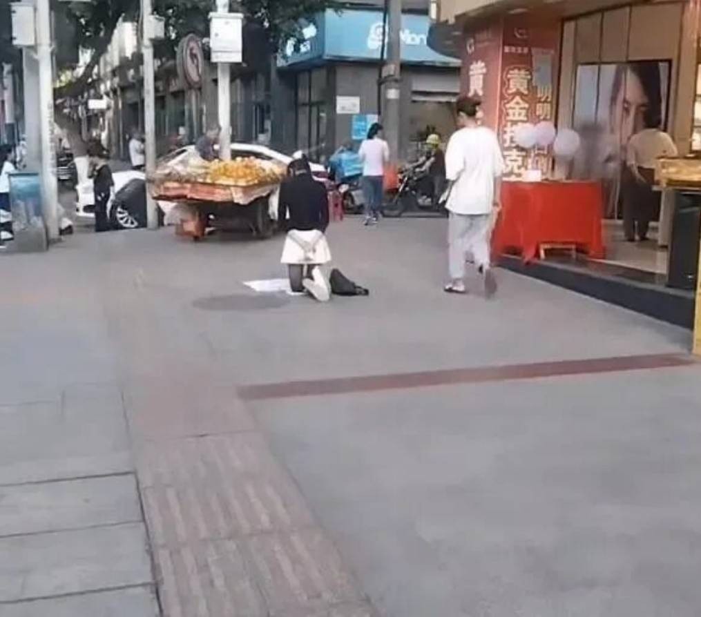 һںͼƷϵ ǿûϳ߶ȣ