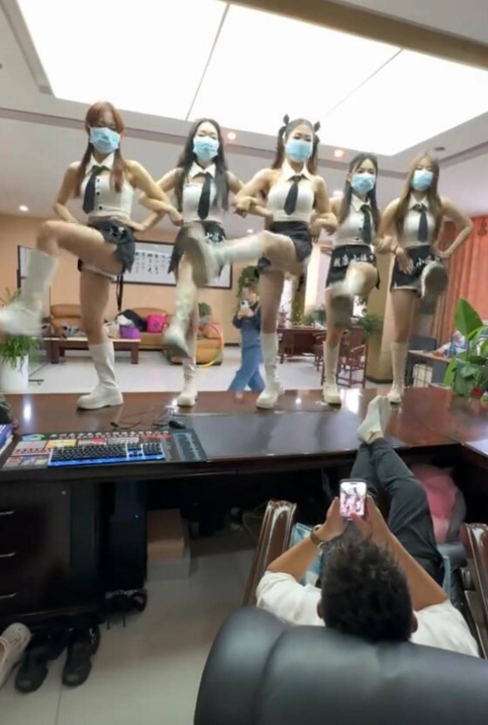 һںͼƷϵ ǿûϳ߶ȣ