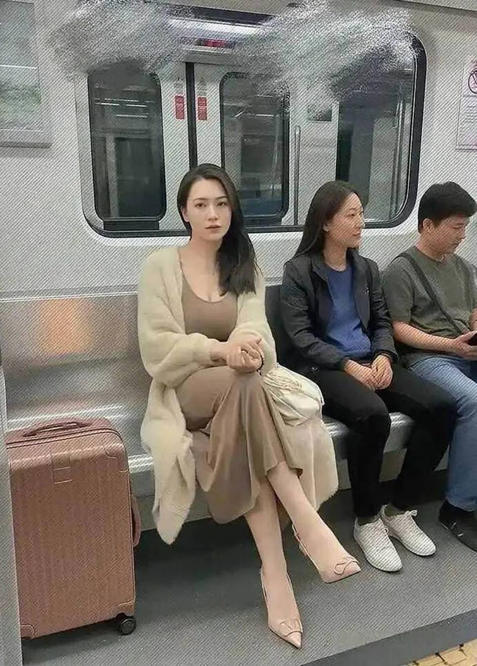 һںͼƷϵ չûģôһ