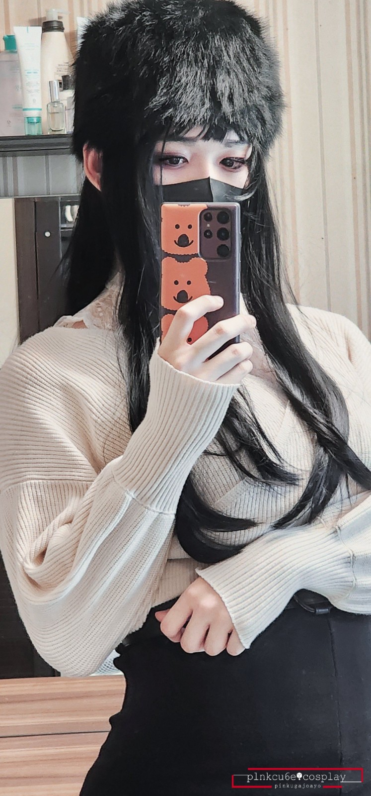 韩国美女Cos美图欣赏 性感修女持枪谁顶得住?