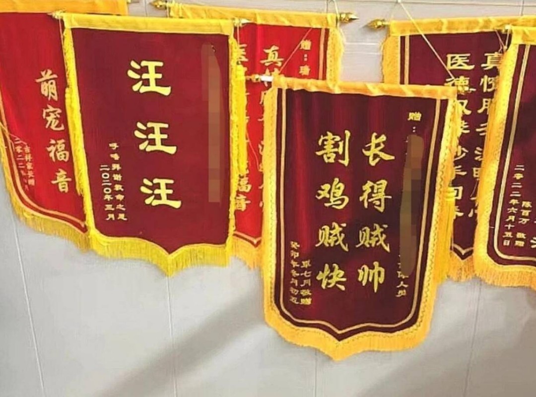 ��һ�ں���ͼ�Ʒ�ϵ�� ��ʱ���˿Ҳ�������ܵģ�