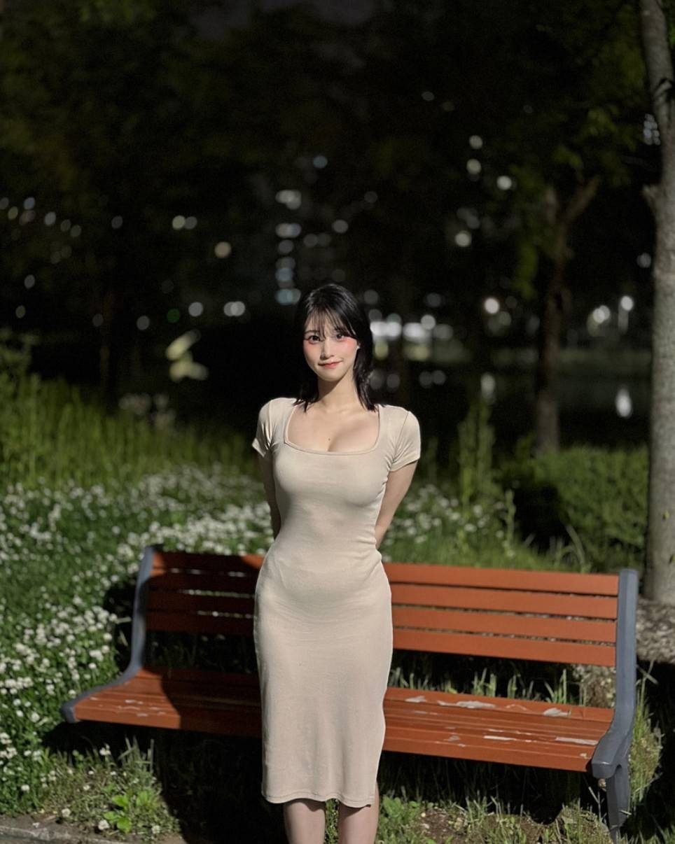 ��һ�ں���ͼ�Ʒ�ϵ�� ��ʱ���˿Ҳ�������ܵģ�