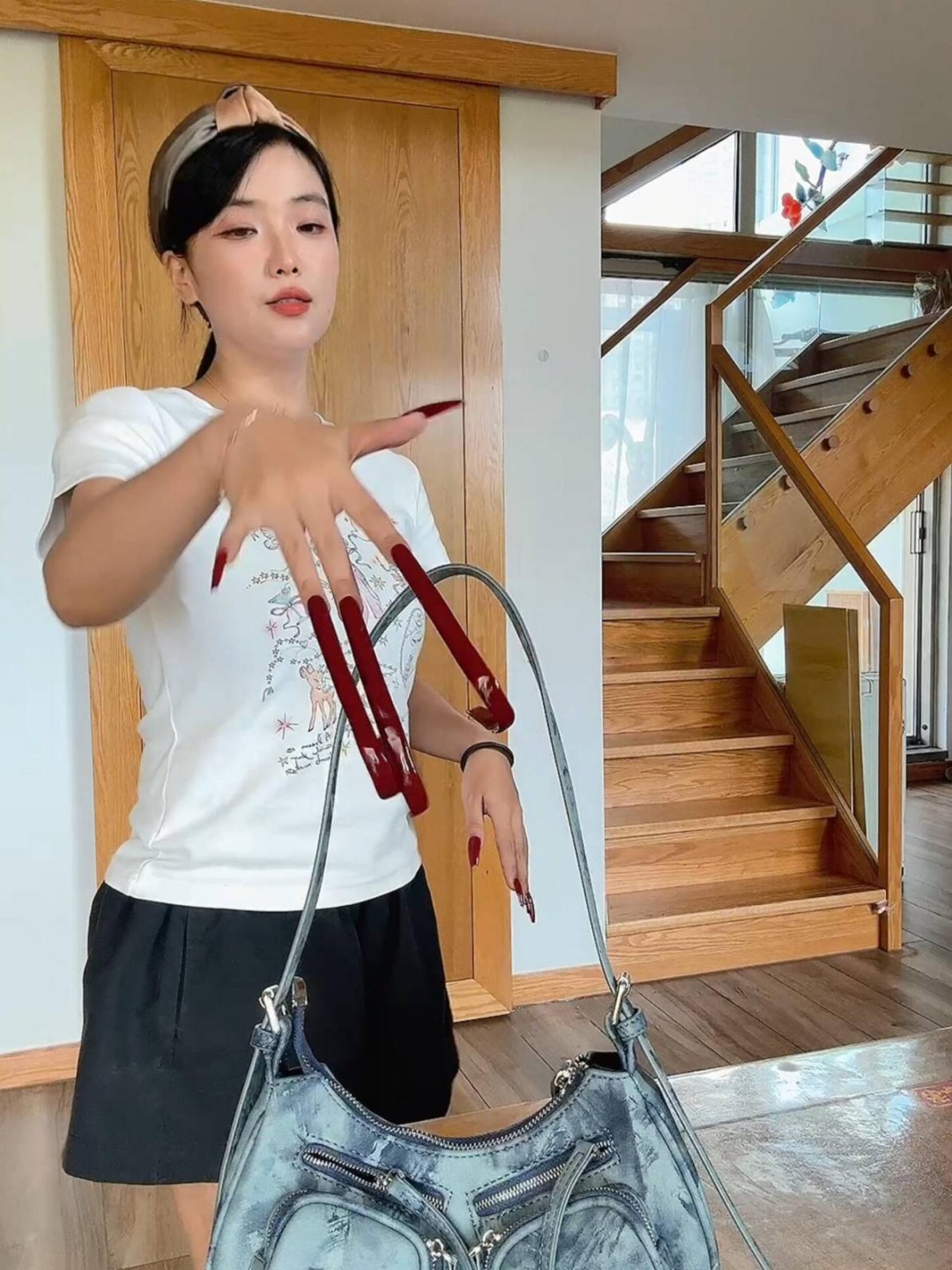 ��һ�ں���ͼ�Ʒ�ϵ�� ���Ǹ��и�ҵ����Կɲ���