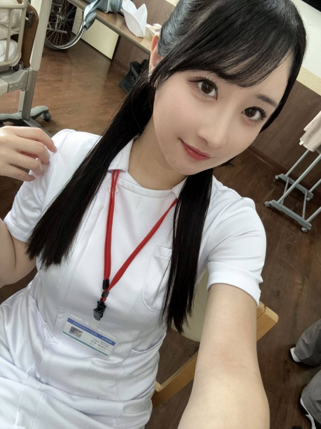 ��һ�ں���ͼ�Ʒ�ϵ�� ���Ǹ��и�ҵ����Կɲ���