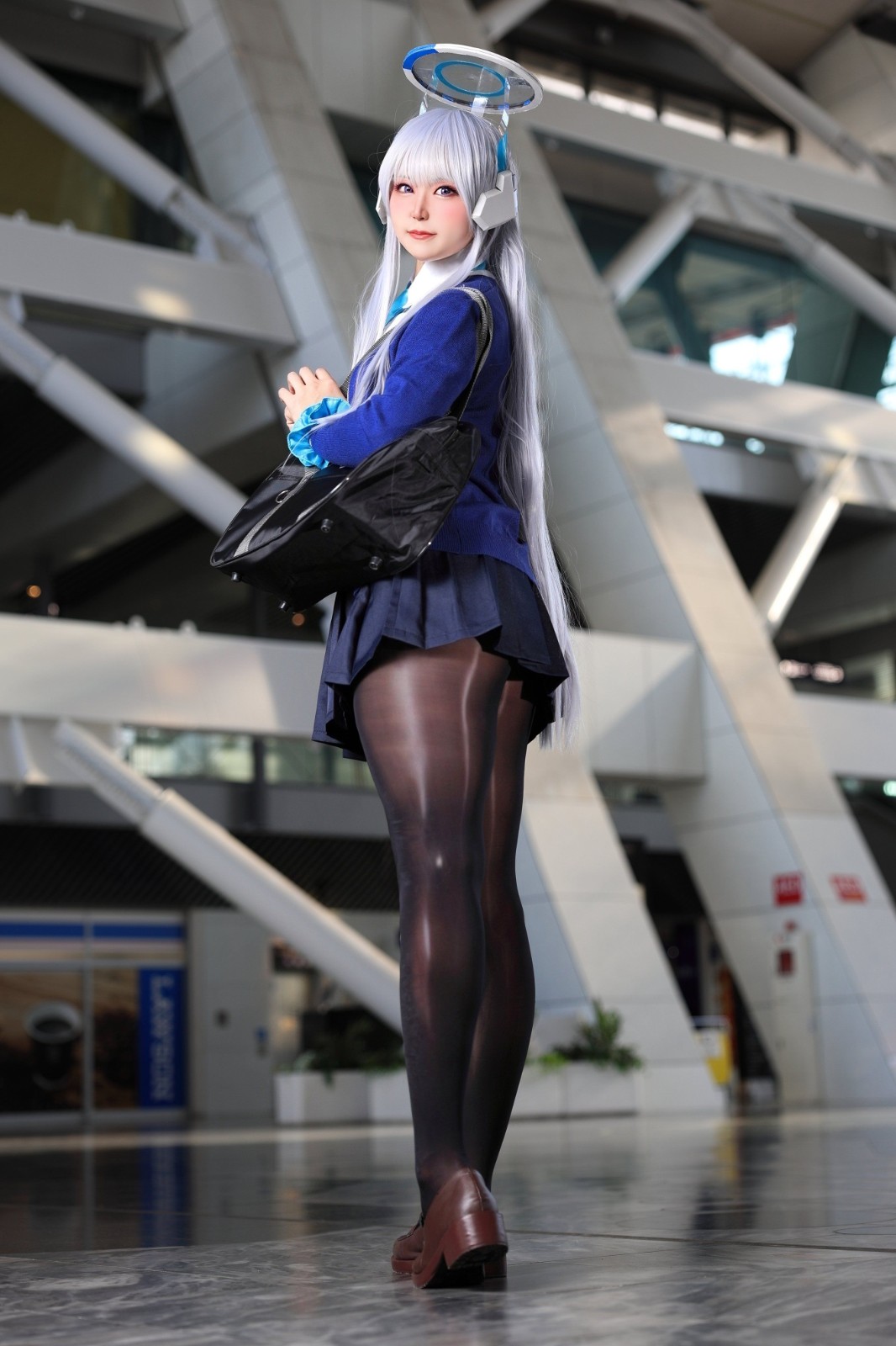 �ձ�С�������˿������ ������ҵ�ǰ�̣�