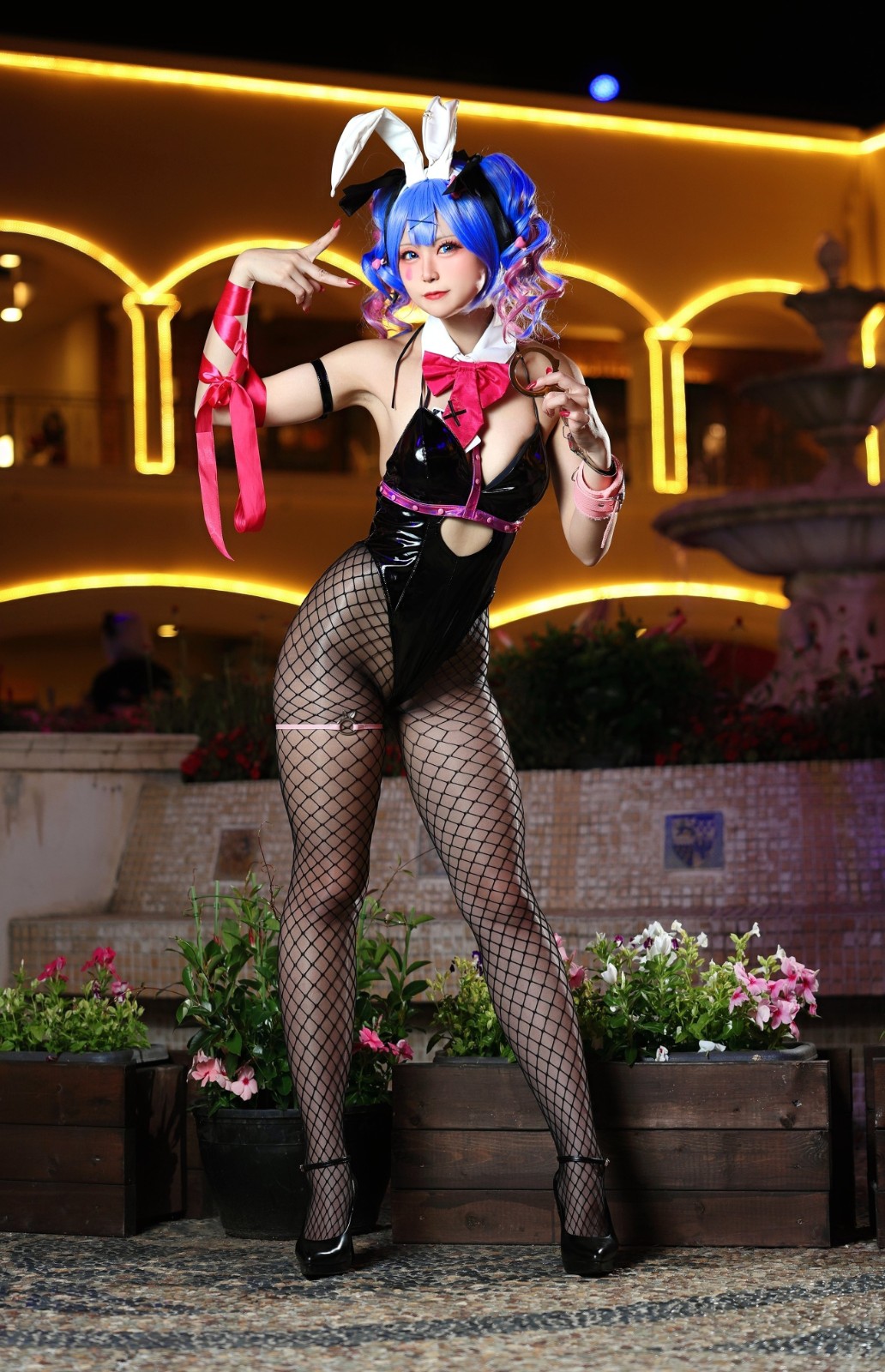 �ձ�С�������˿������ ������ҵ�ǰ�̣�