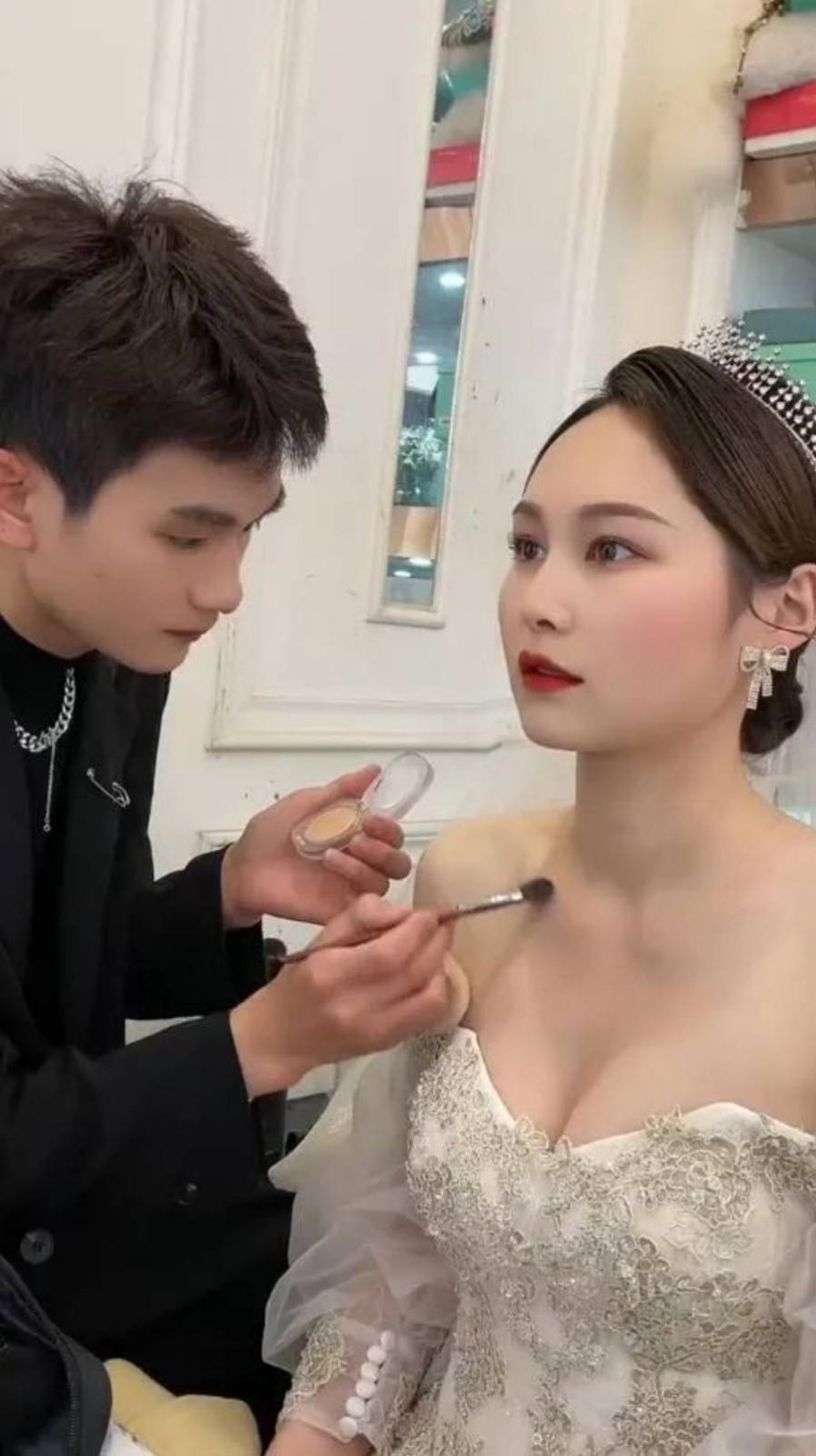 ��һ�ں���ͼ�Ʒ�ϵ�� Ů���첻��������Ҳ��������