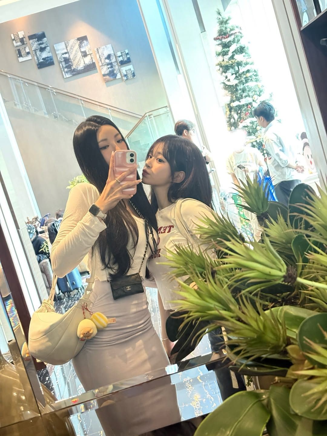 ���桶�군����Ů��Ա����ͼ�� �Ըд����˶���ס