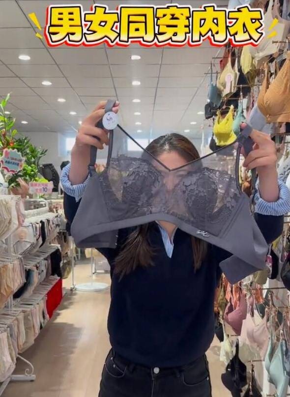 轻松一刻第1608期 这是你女朋友当伴娘的样子