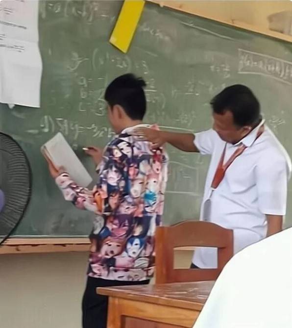 轻松一刻第1609期 妹子你的影子跑哪去呢？