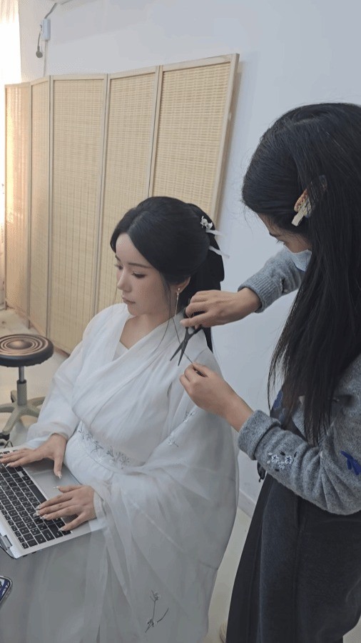 �����ǡ�����ģ��ѩ��Cos��ͼ��д�� ̫�Ը���