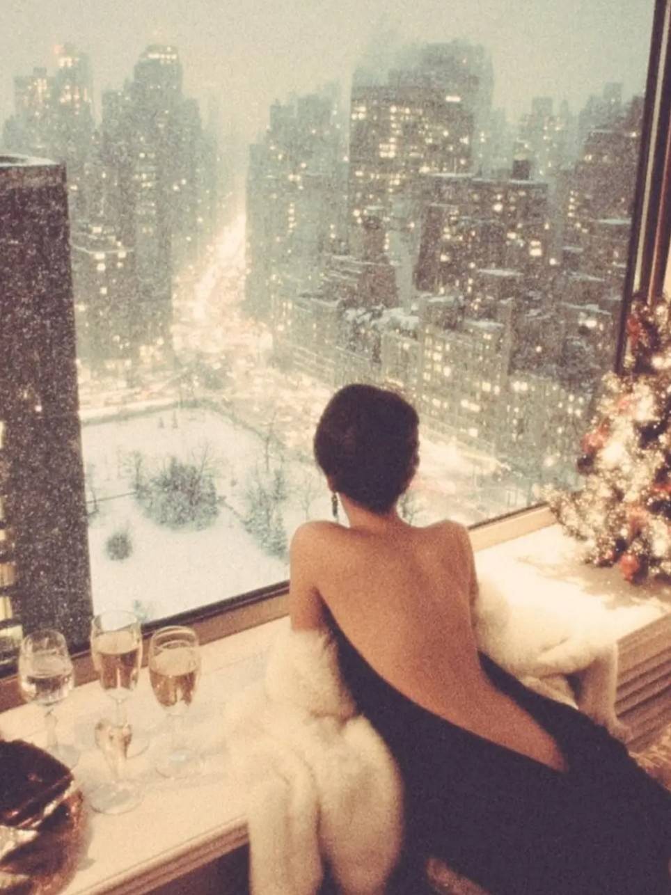 ��һ�ں���ͼ�Ʒ�ϵ�� �������۾۽�ս�������鴫