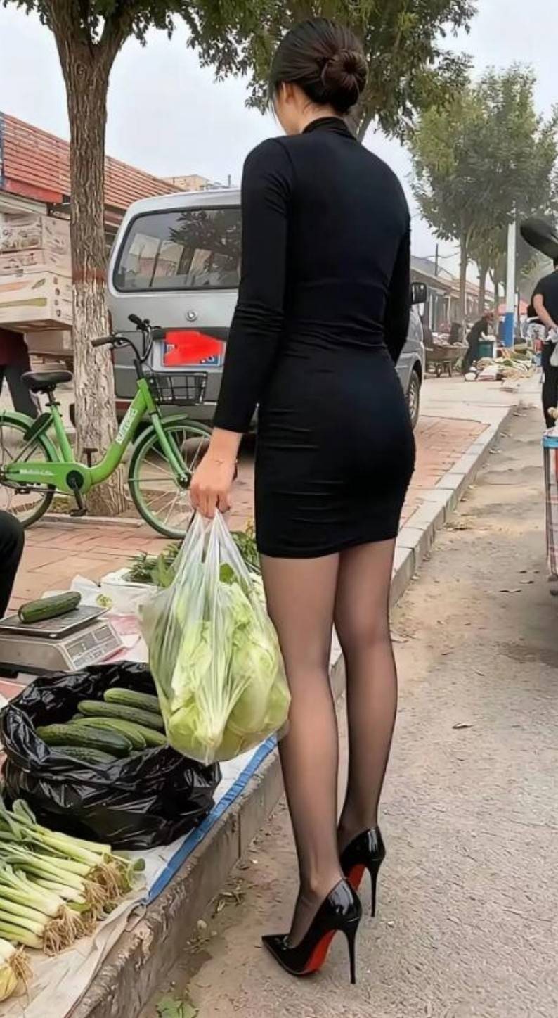 ��һ�ں���ͼ�Ʒ�ϵ�� �������۾۽�ս�������鴫