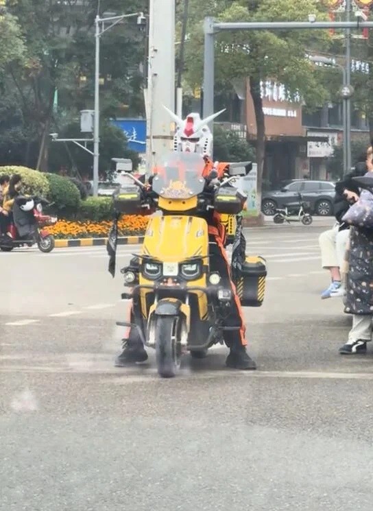 ��һ�ں���ͼ�Ʒ�ϵ�� �������۾۽�ս�������鴫