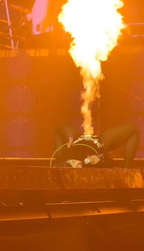 ��һ�ں���ͼ�Ʒ�ϵ�� �������۾۽�ս�������鴫