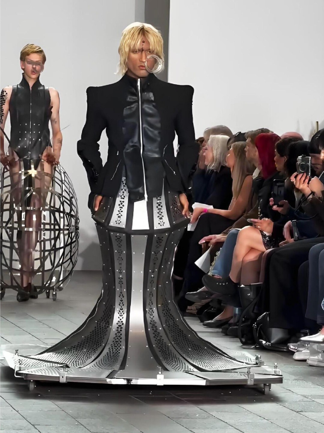 3DM����һ�̵�1610�� ��Ů���������������գ�