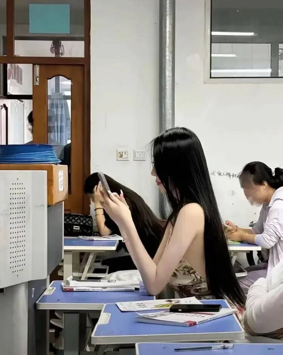 ���帣����ͼ�Ʒ�ϵ�� ����Ů��ѧ������ô������