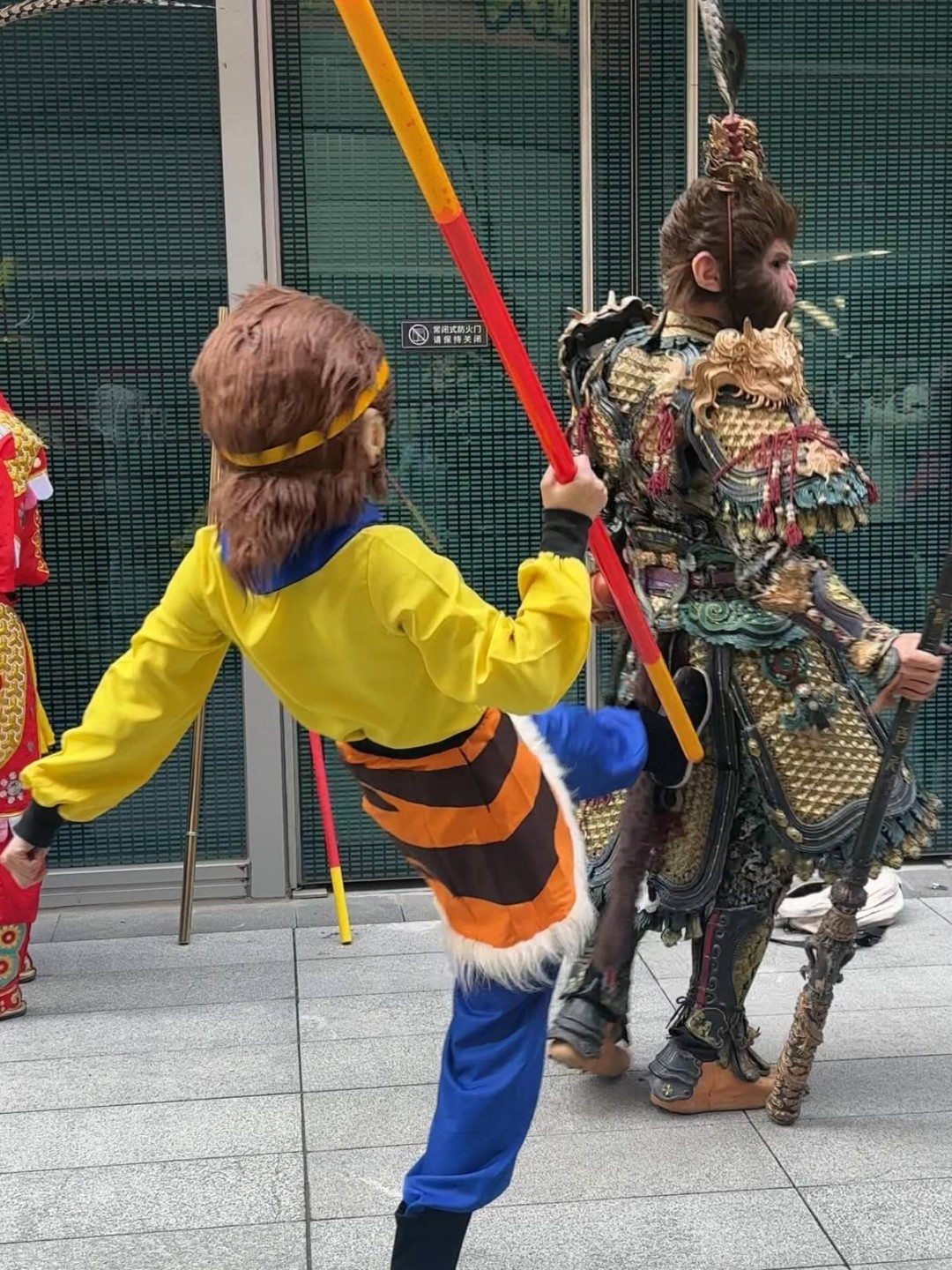 ���帣����ͼ�Ʒ�ϵ�� ����Ů��ѧ������ô������