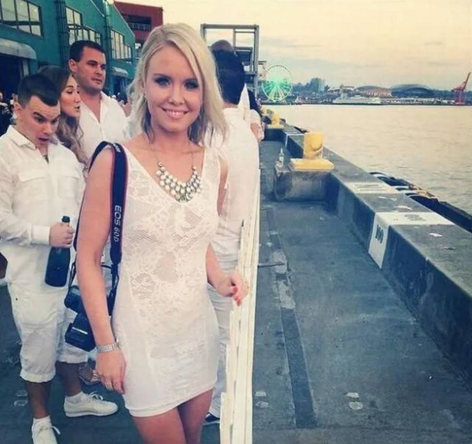 ��һ�ں���ͼ�Ʒ�ϵ�� ����Ǵ�˵�еľ�ͷ�аɣ�