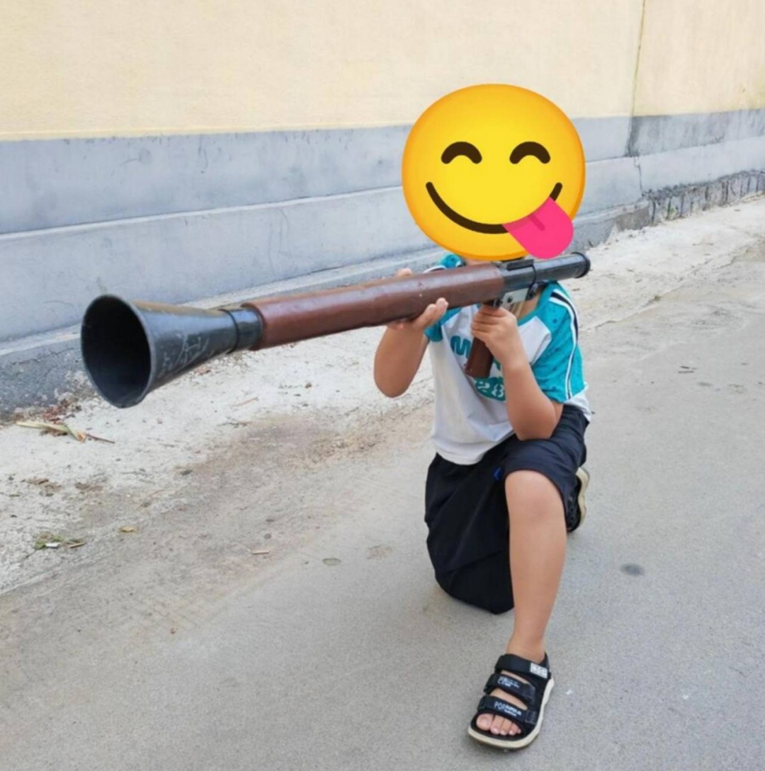 ��һ�ں���ͼ�Ʒ�ϵ�� ����Ǵ�˵�еľ�ͷ�аɣ�