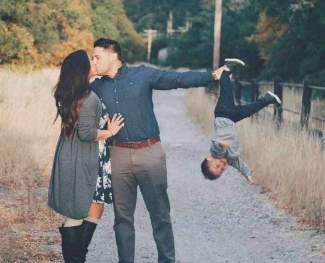 ��һ�ں���ͼ�Ʒ�ϵ�� ����Ǵ�˵�еľ�ͷ�аɣ�