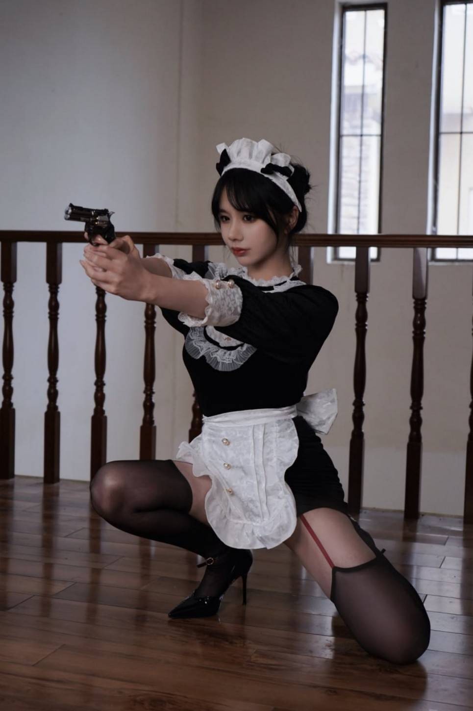 ��һ�ں���ͼ�Ʒ�ϵ�� ����Ǵ�˵�еľ�ͷ�аɣ�